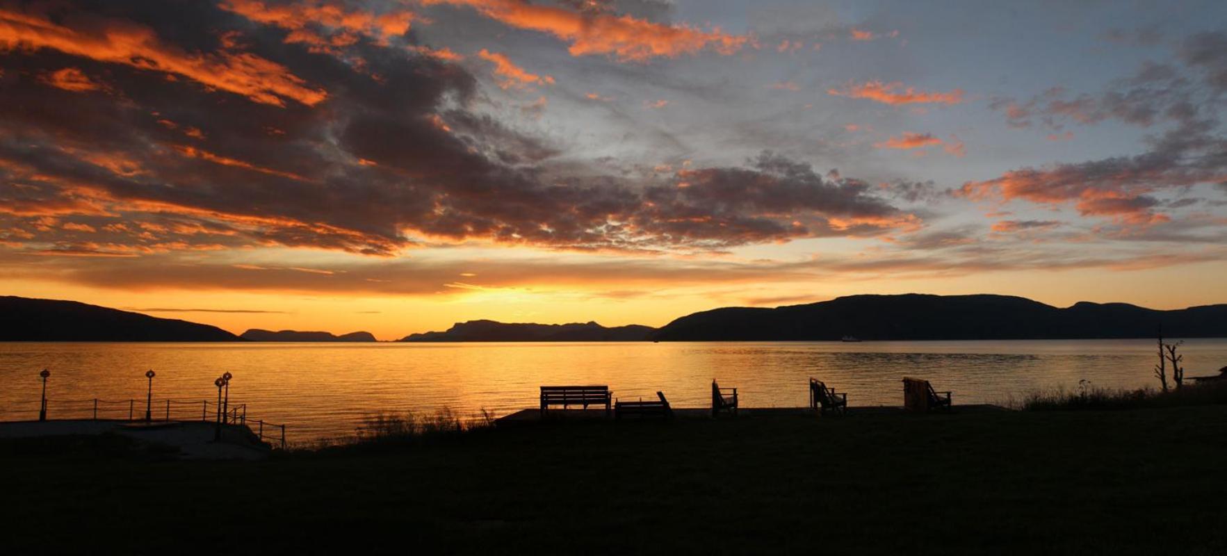 Brekkestranda Fjordhotel Brekke  Exteriér fotografie