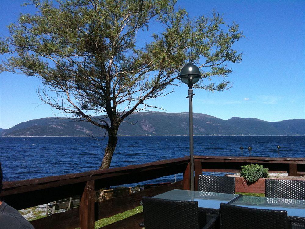 Brekkestranda Fjordhotel Brekke  Exteriér fotografie